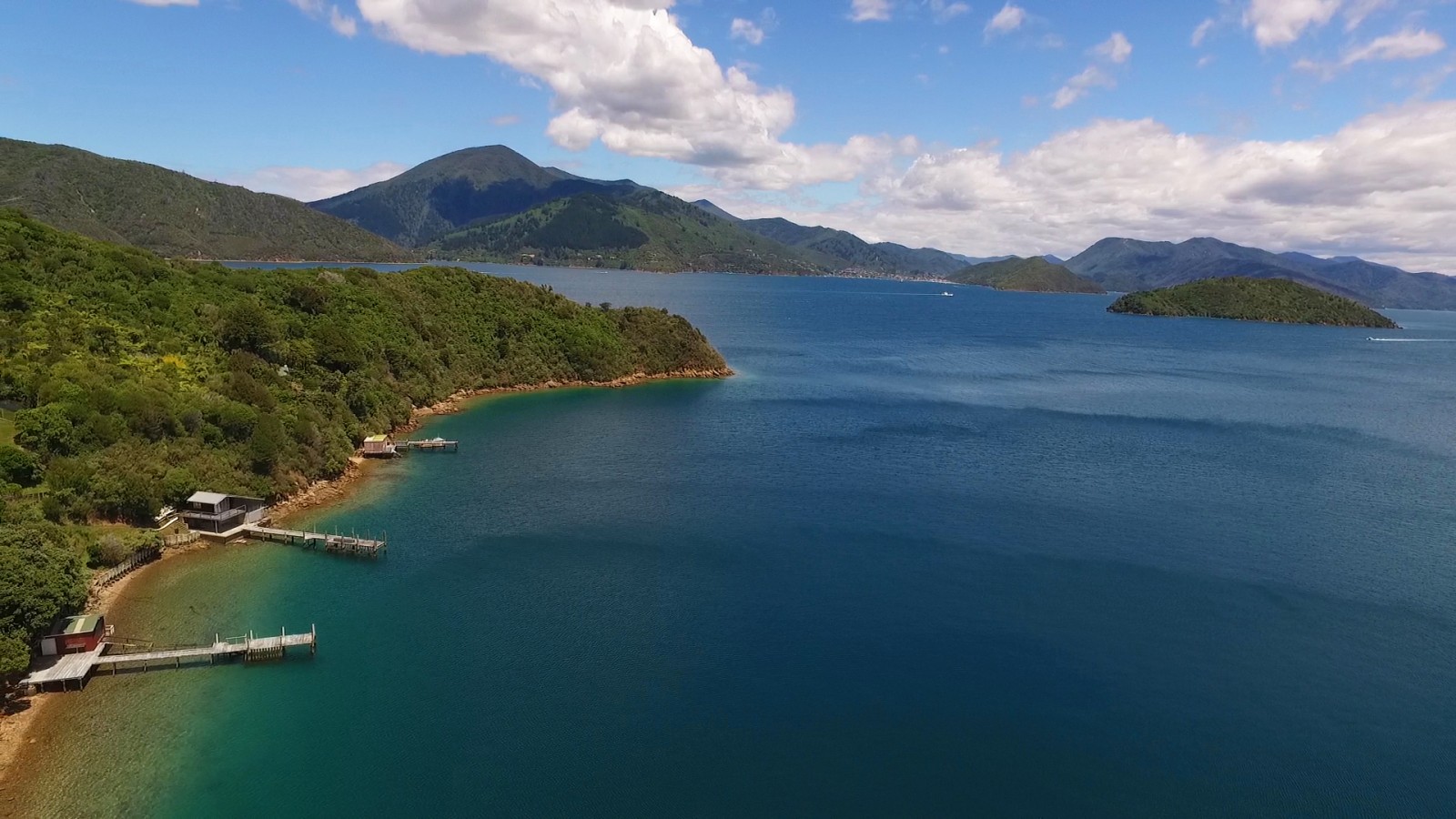 Queen Charlotte Sound Cruise Guide