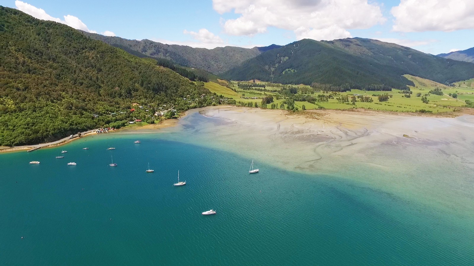Queen Charlotte Sound Cruise Guide